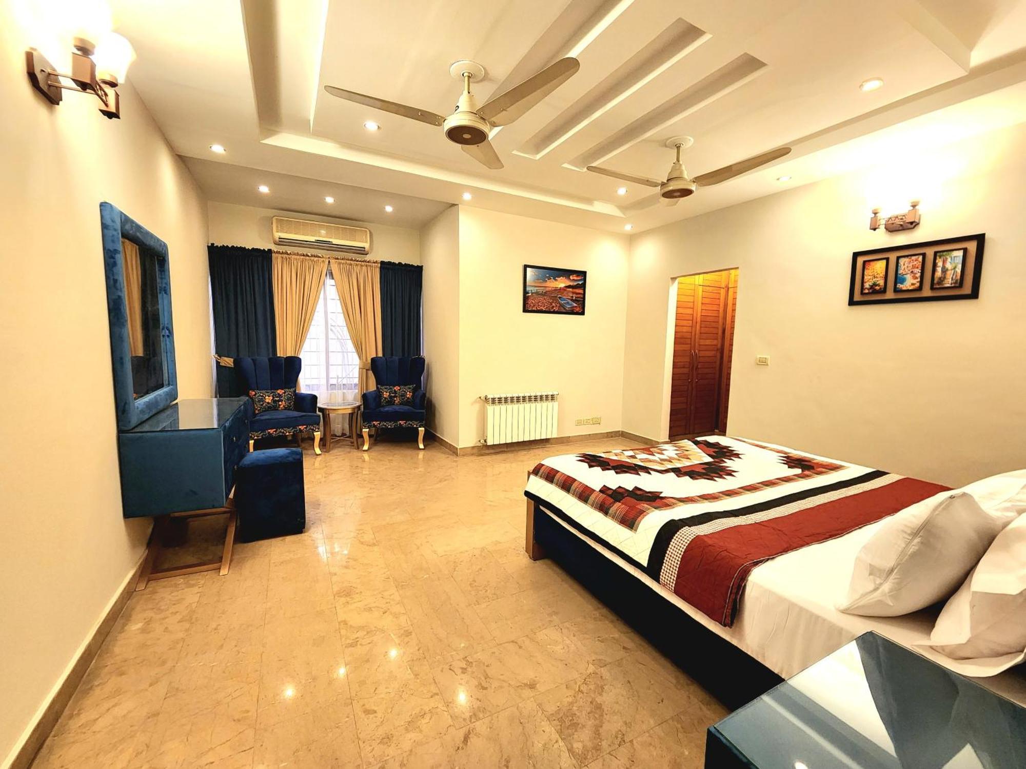 Luxurious Landing Apartments & Suites Bahria Town Rawalpindi Cameră foto